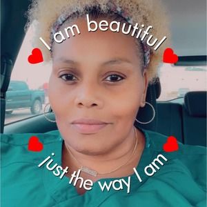 Meet your Posher, Lashaundra